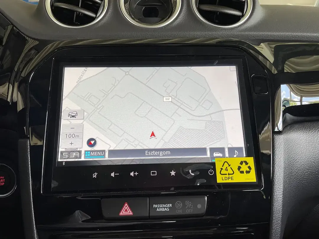 Suzuki Vitara - Thumbnail 9