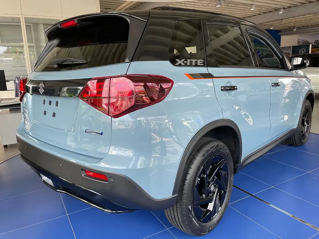 Suzuki Vitara - Thumbnail 5