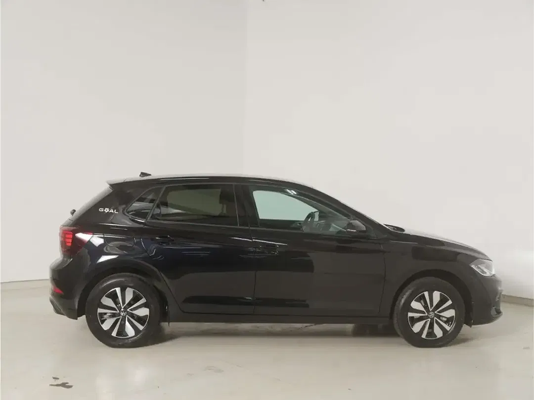 Volkswagen Polo - Thumbnail 6