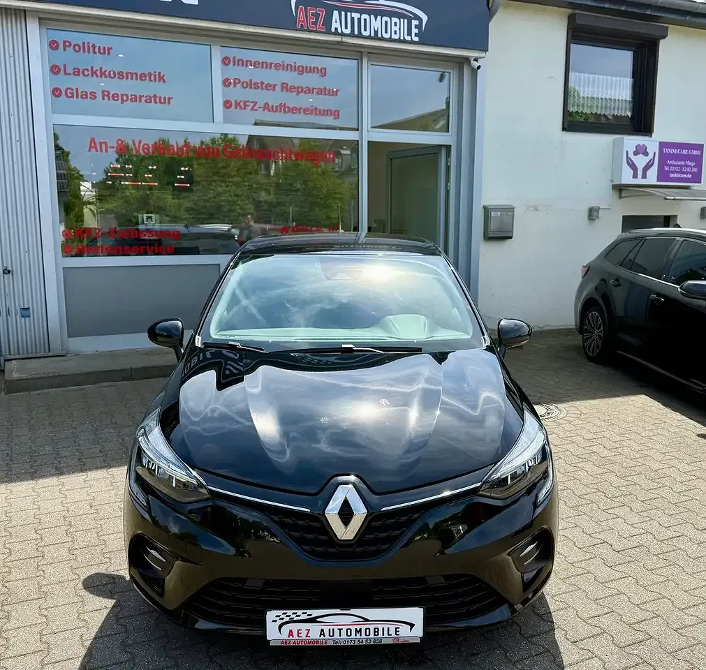 Renault Clio - Thumbnail 4
