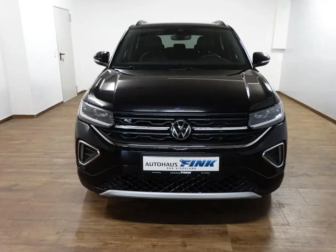 Volkswagen T-Cross - Thumbnail 2