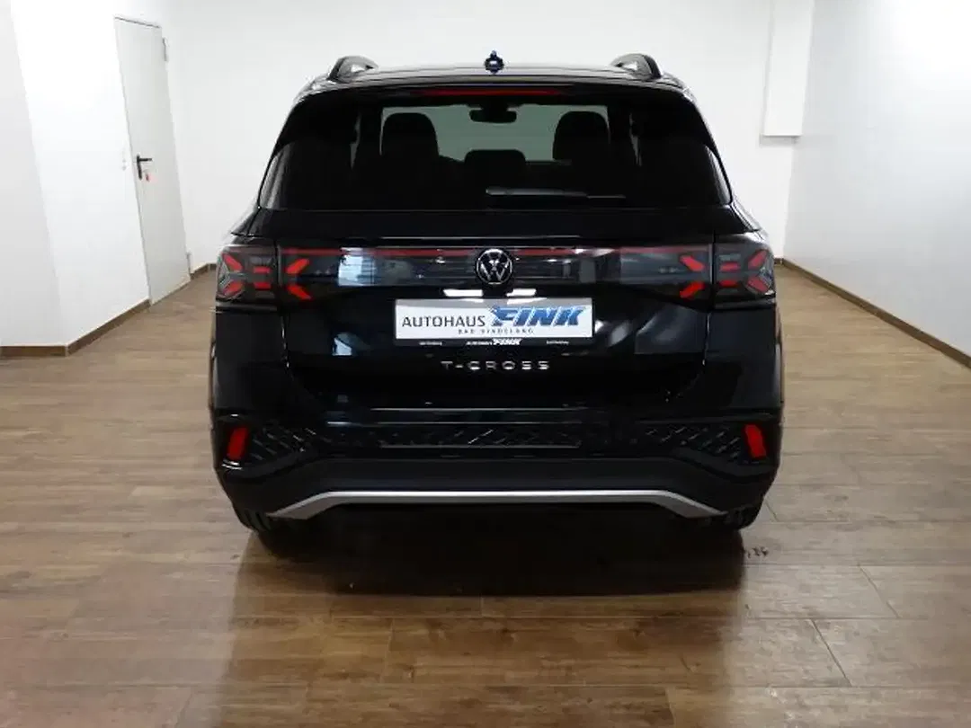 Volkswagen T-Cross - Thumbnail 5