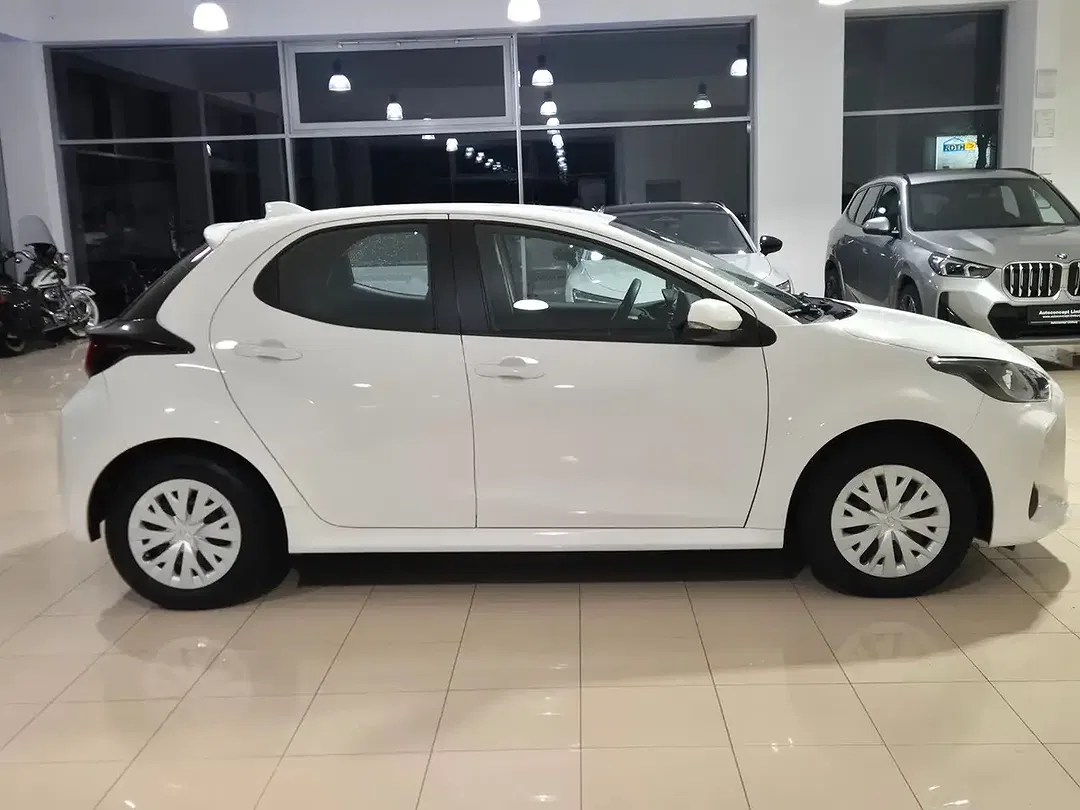 Mazda 2 - Thumbnail 5