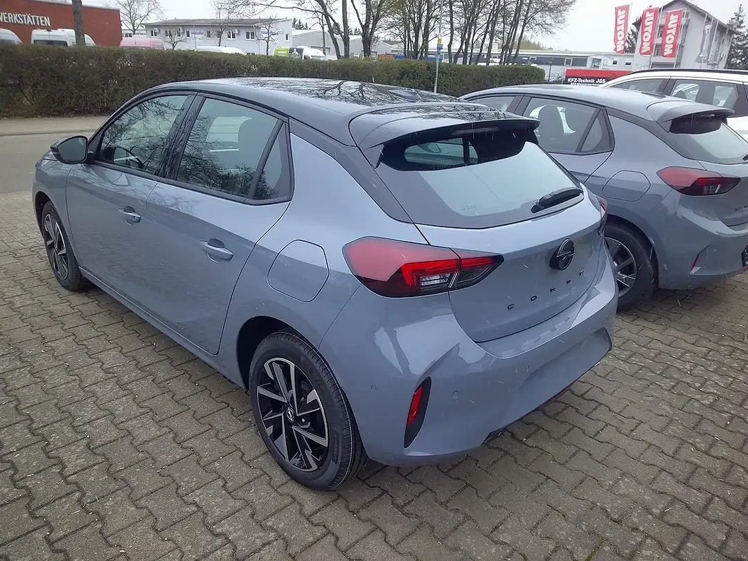 Opel Corsa - Thumbnail 5