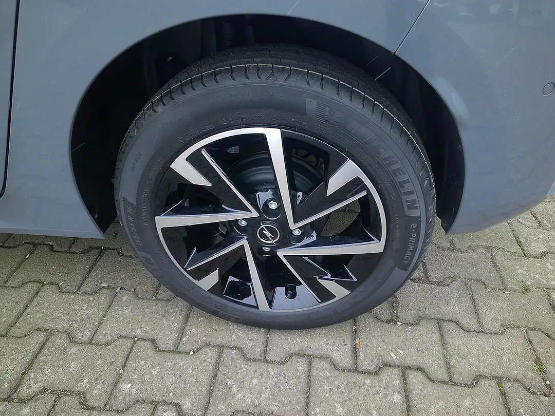 Opel Corsa - Thumbnail 6