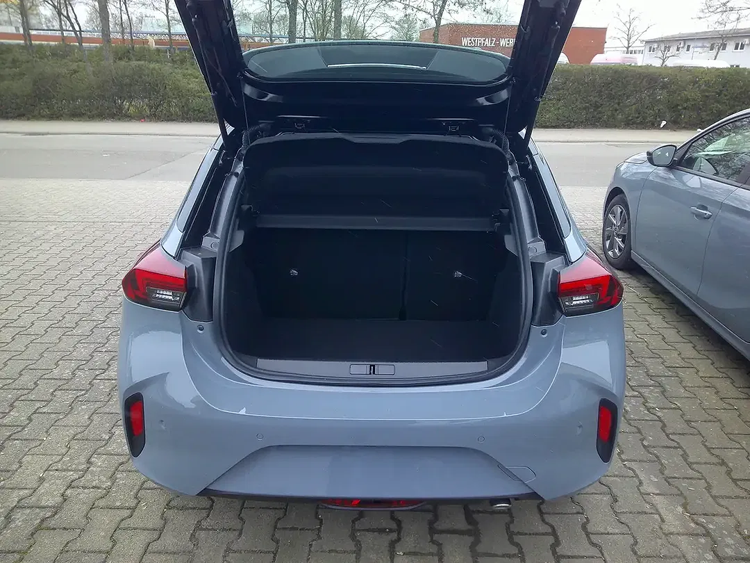 Opel Corsa - Thumbnail 7