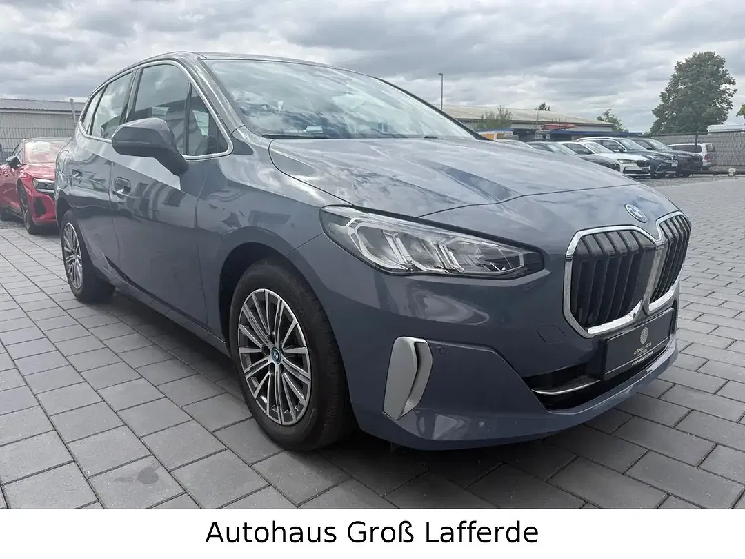 BMW 230 - Thumbnail 3