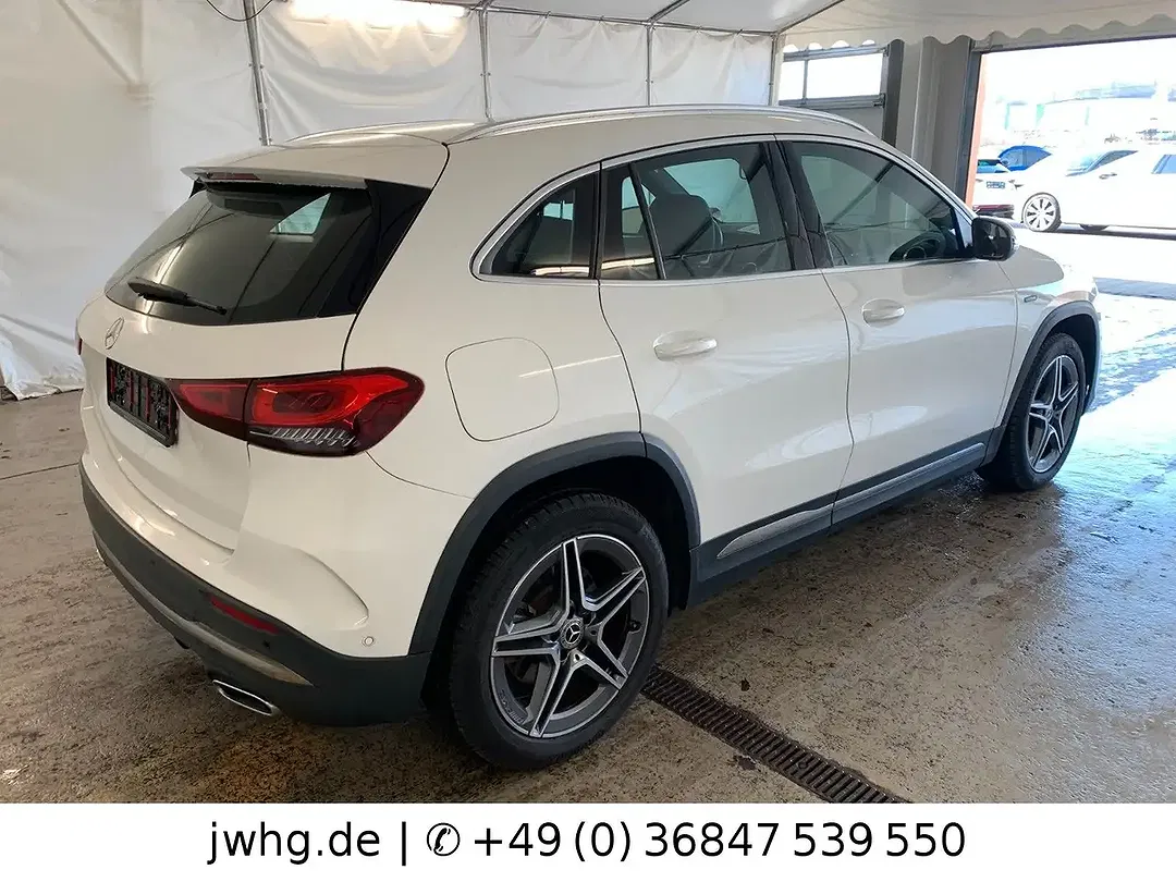 Mercedes-Benz GLA 250 - Thumbnail 5