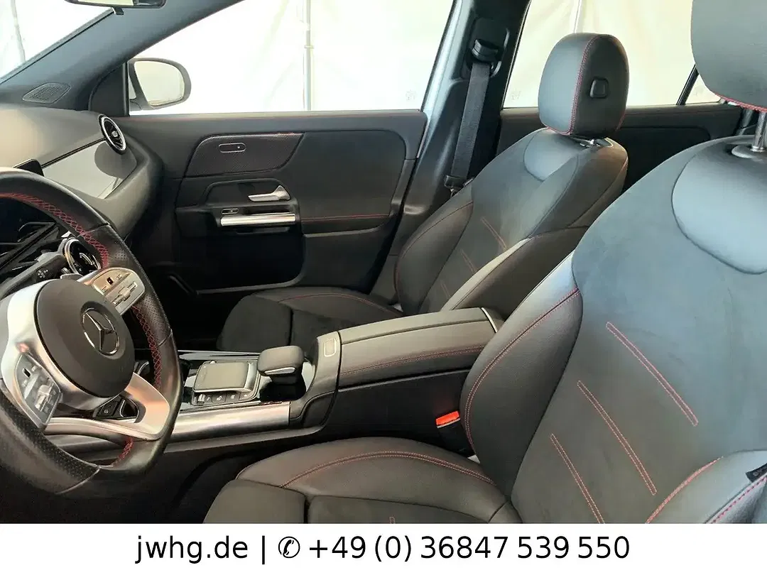 Mercedes-Benz GLA 250 - Thumbnail 9