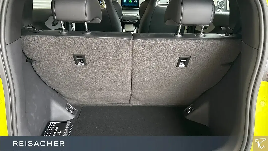 BYD Dolphin - Thumbnail 10
