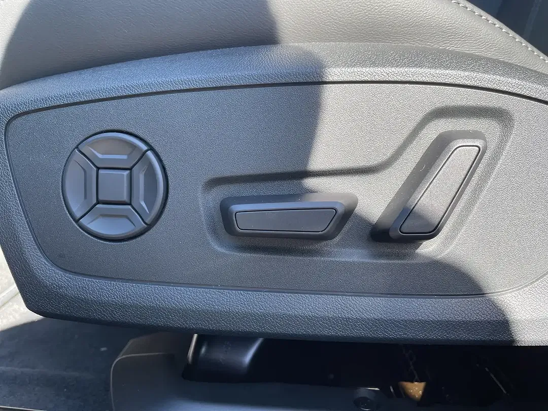 Audi A6 - Thumbnail 13