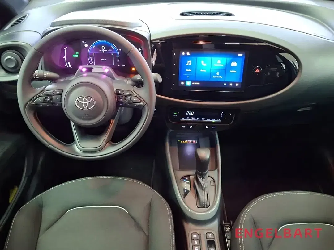 Toyota Aygo X - Thumbnail 8