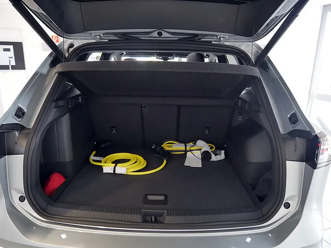 Volkswagen Tiguan - Thumbnail 14