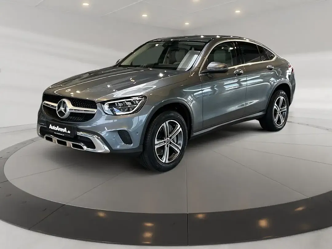Mercedes-Benz GLC 300 - Thumbnail 1