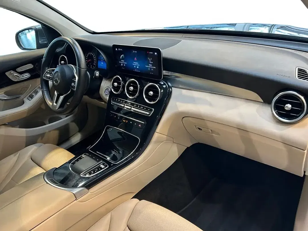 Mercedes-Benz GLC 300 - Thumbnail 7