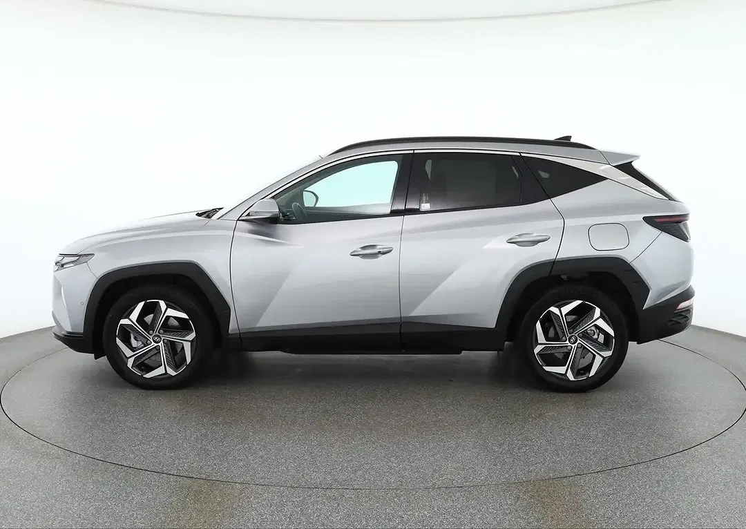 Hyundai TUCSON - Thumbnail 2