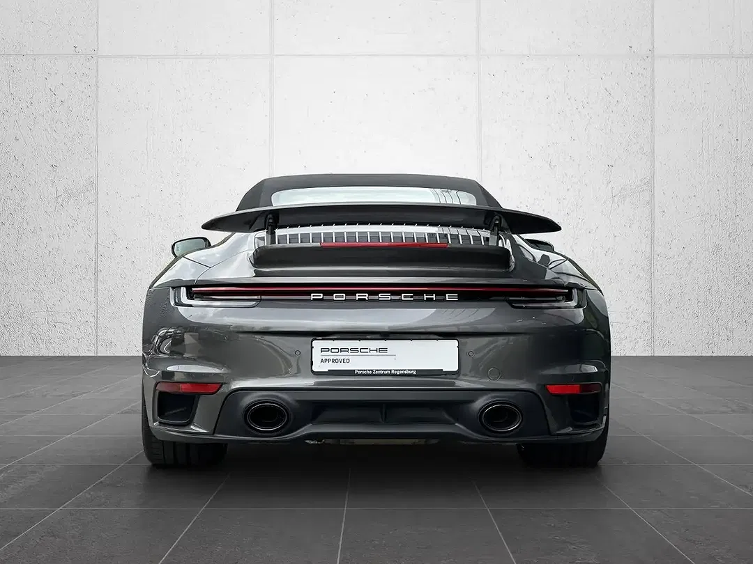 Porsche 992 - Thumbnail 5