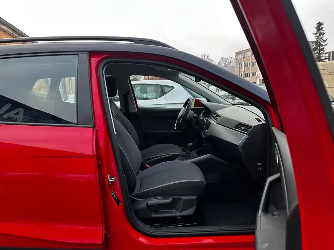 SEAT Arona - Thumbnail 7