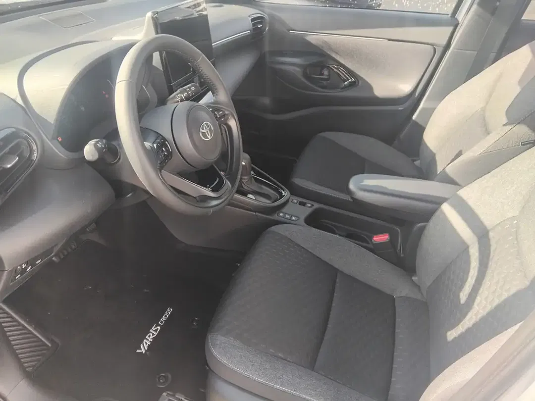 Toyota Yaris Cross - Thumbnail 13
