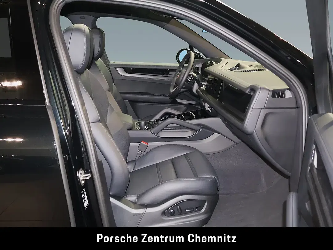 Porsche Cayenne - Thumbnail 13