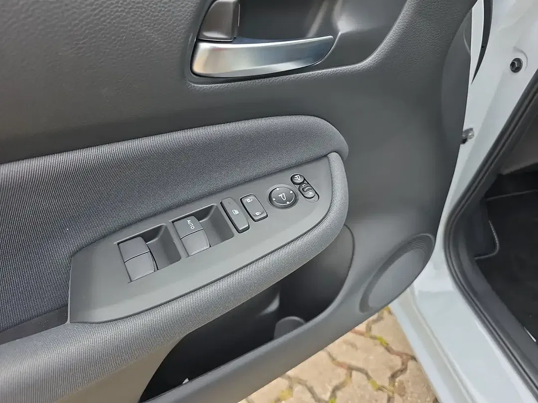 Honda Jazz - Thumbnail 12