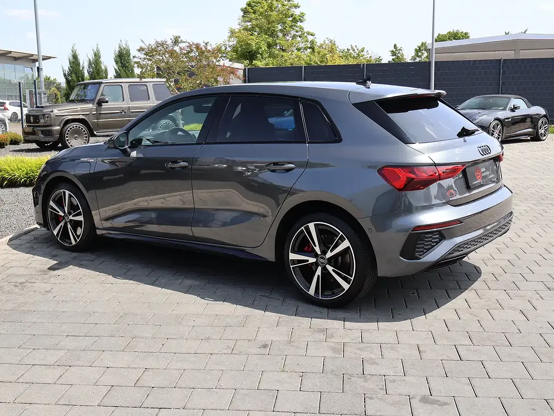 Audi A3 - Thumbnail 6