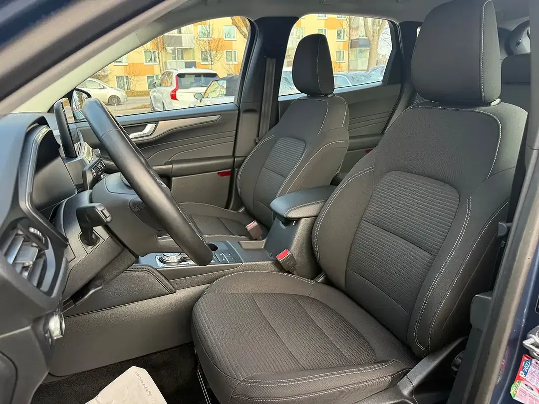 Ford Kuga - Thumbnail 5