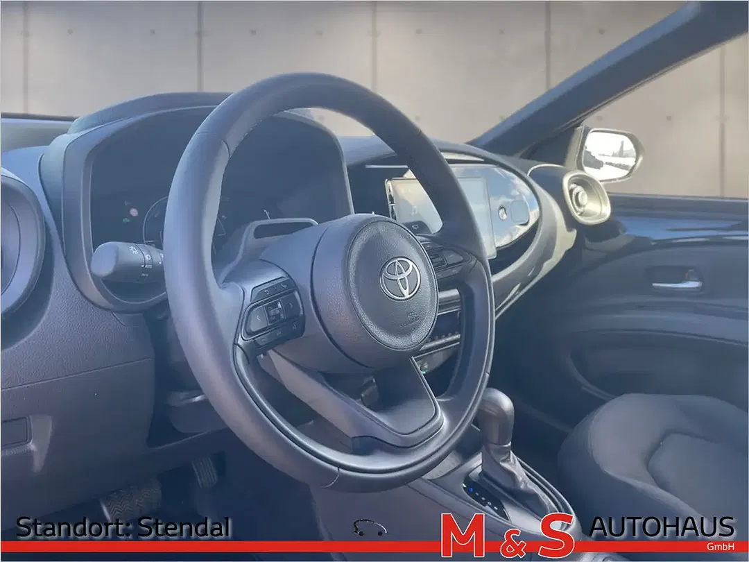 Toyota Aygo X - Thumbnail 10