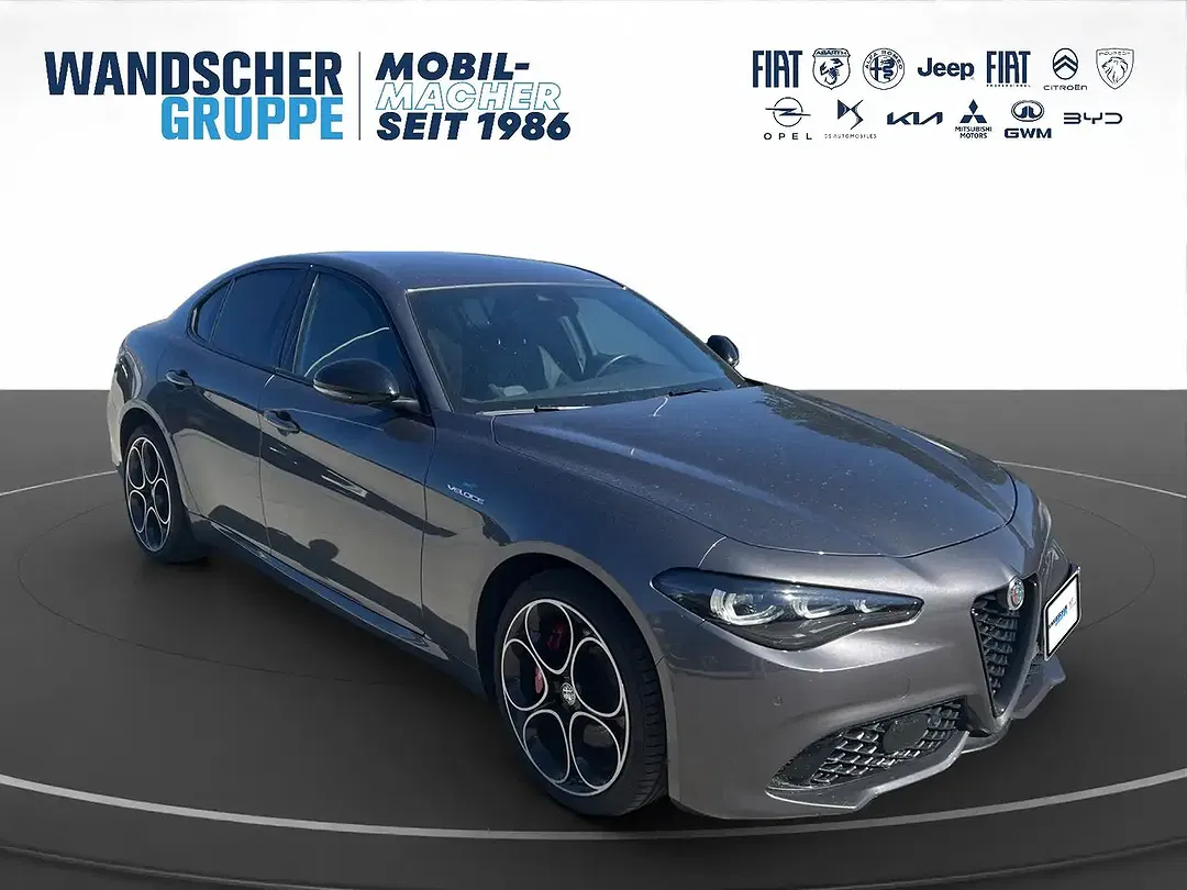 Alfa Romeo Giulia - Thumbnail 7