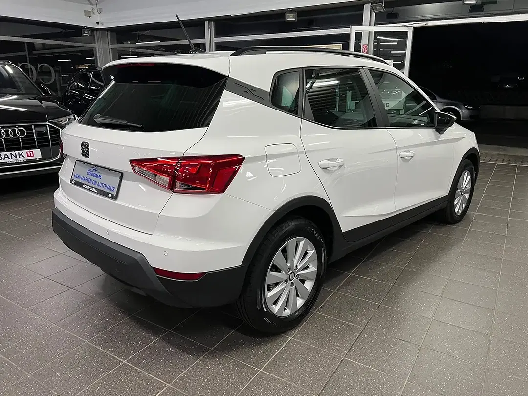 SEAT Arona - Thumbnail 7