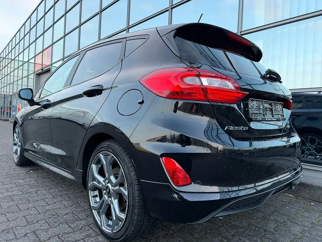 Ford Fiesta - Thumbnail 13