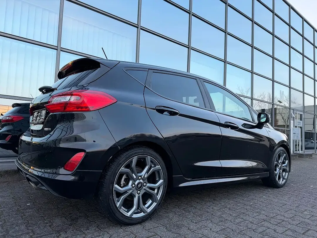 Ford Fiesta - Thumbnail 14
