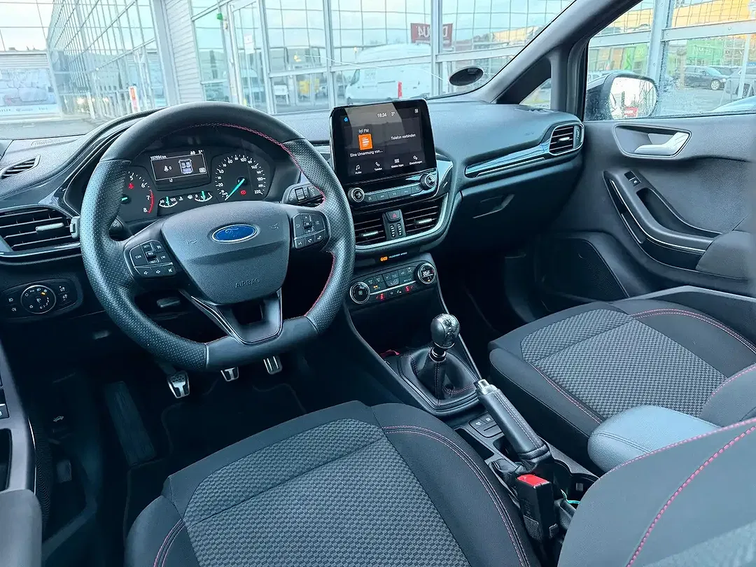 Ford Fiesta - Thumbnail 7