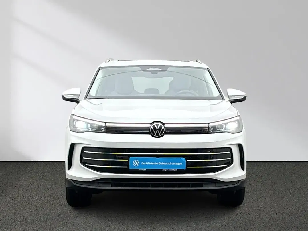 Volkswagen Tiguan - Thumbnail 3