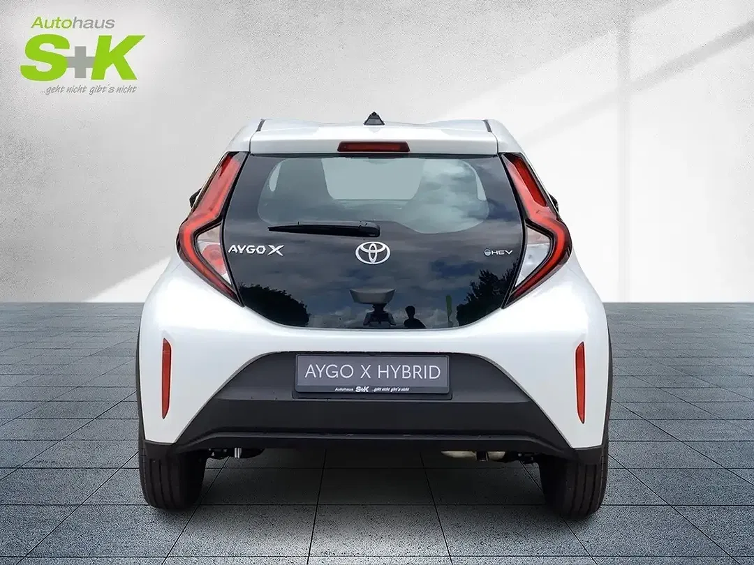 Toyota Aygo X - Thumbnail 3