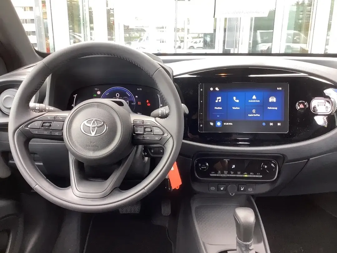 Toyota Aygo X - Thumbnail 8