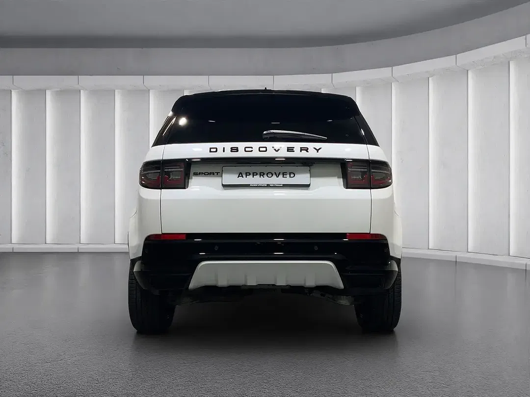 Land Rover Discovery Sport - Thumbnail 3