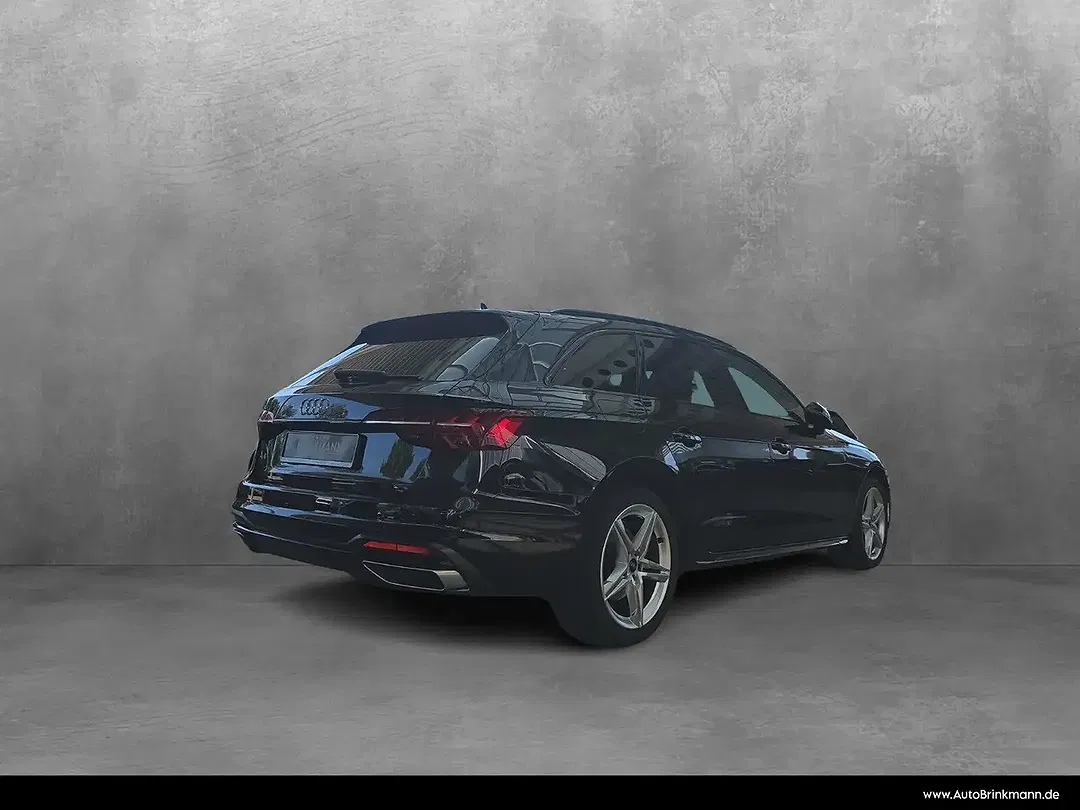 Audi A4 - Thumbnail 5