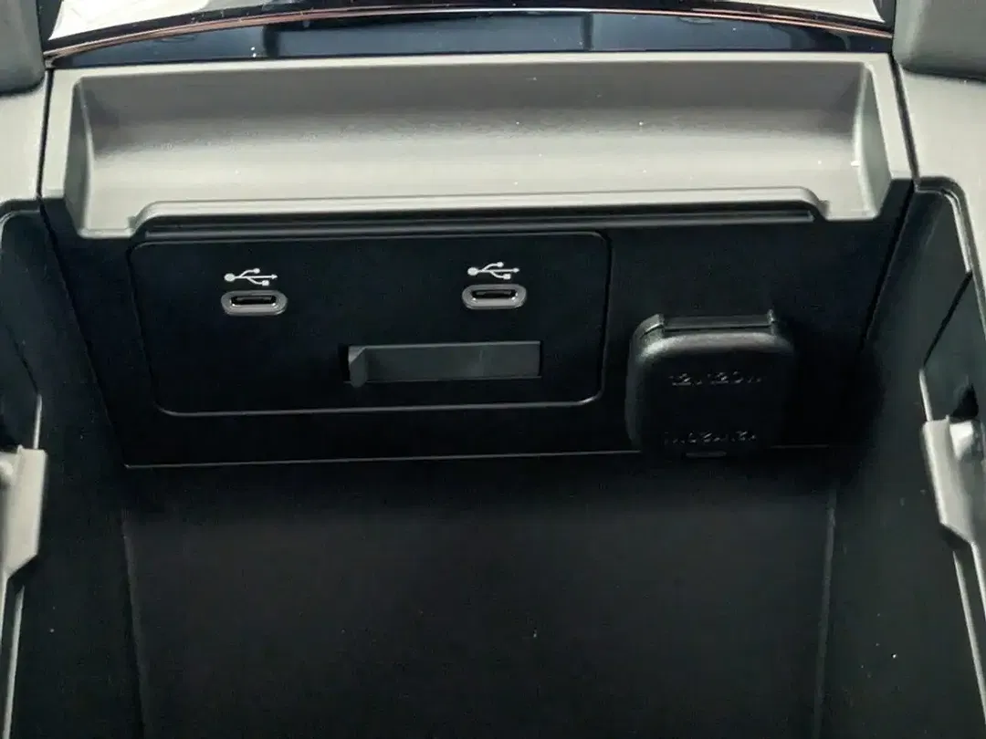 Mazda 3 - Thumbnail 12