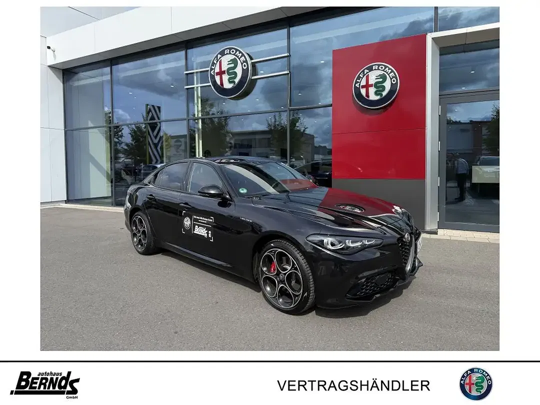 Alfa Romeo Giulia - Thumbnail 13