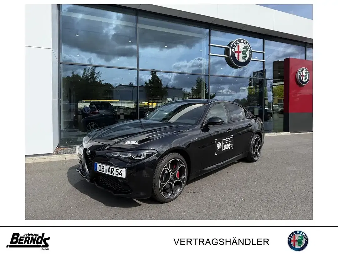 Alfa Romeo Giulia 2.0 Veloce Premium - foto 2