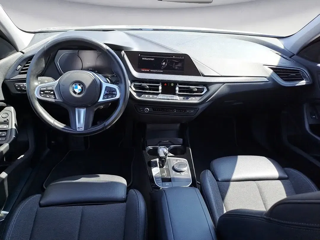 BMW 118 - Thumbnail 11