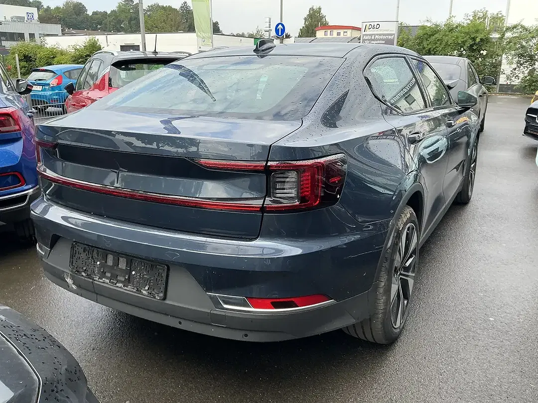 Polestar 2 - Thumbnail 2