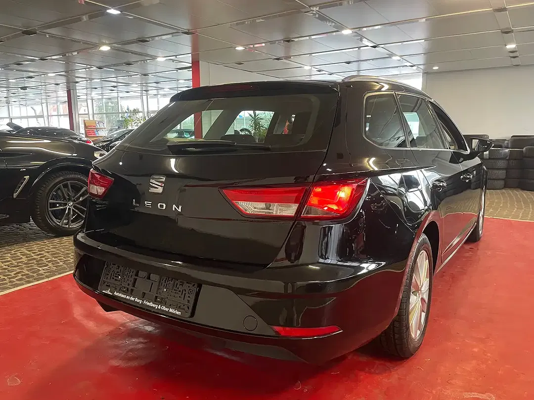 SEAT Leon - Thumbnail 4
