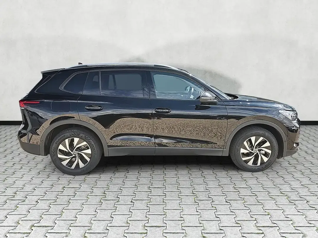 Volkswagen Tiguan - Thumbnail 8