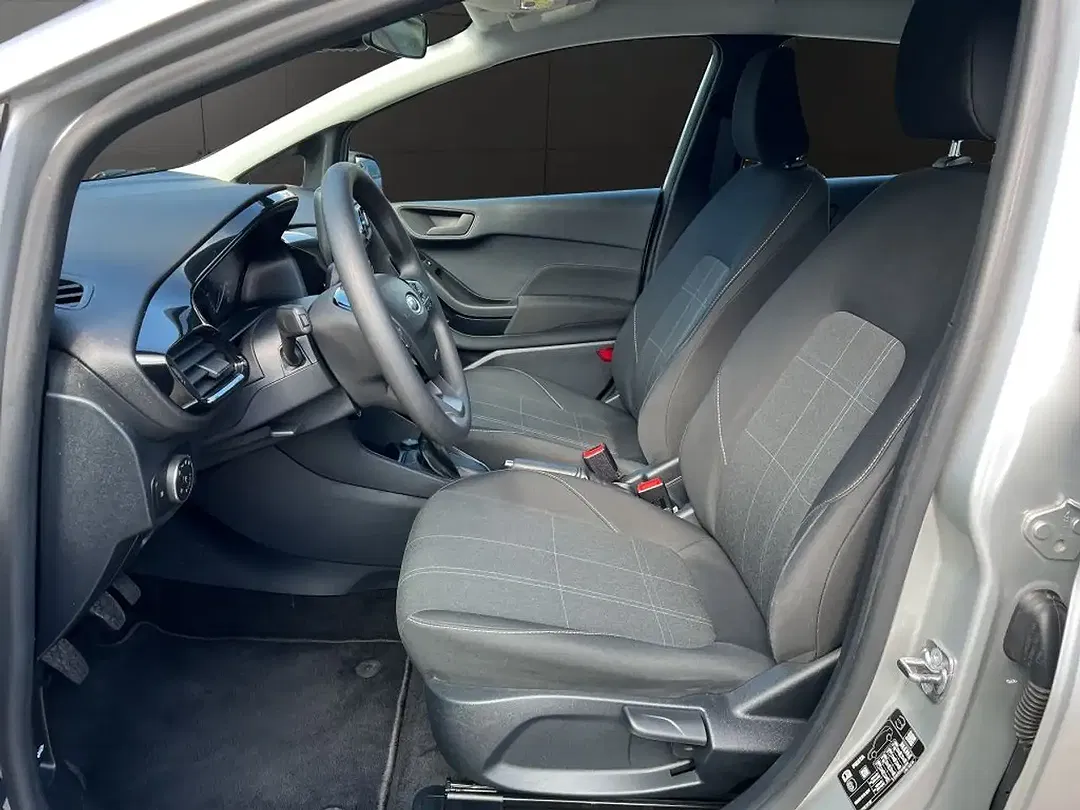 Ford Fiesta - Thumbnail 9