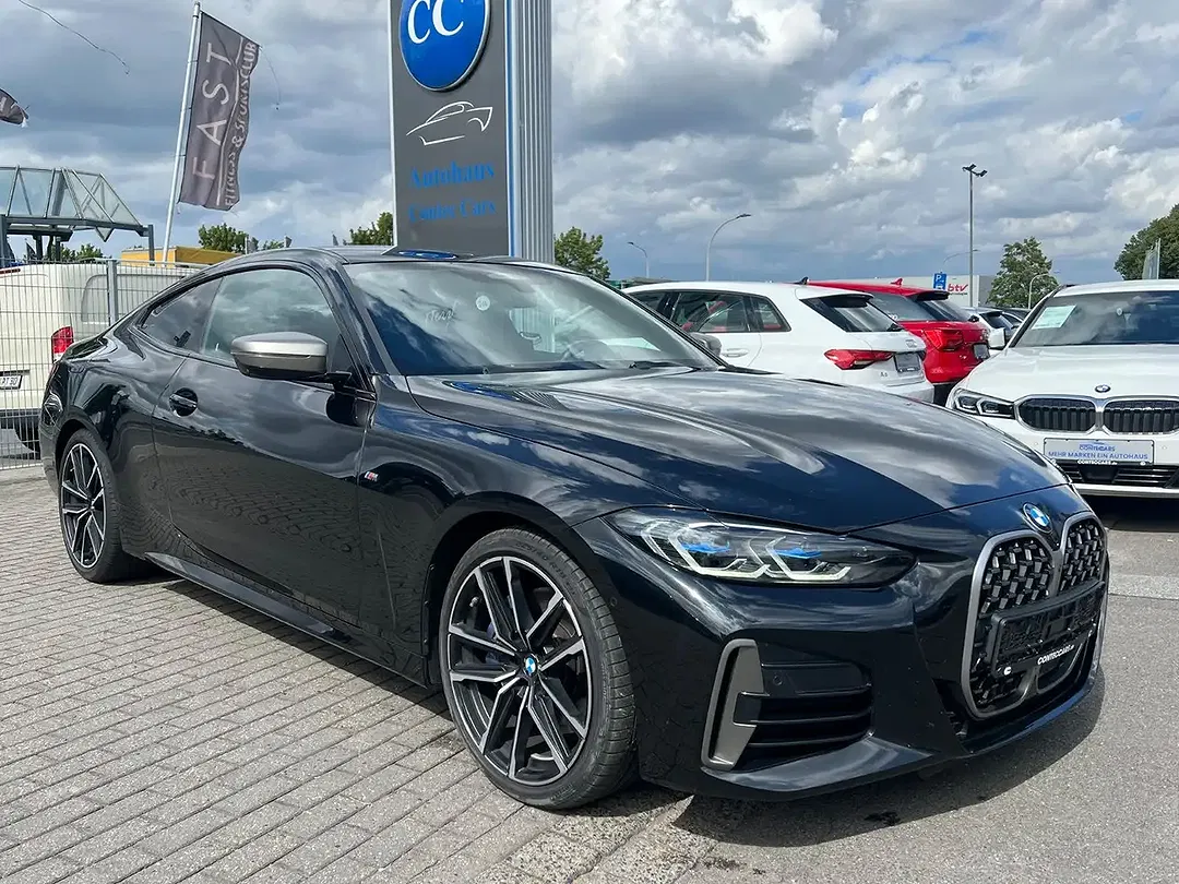 BMW M4 Coupe - foto 1