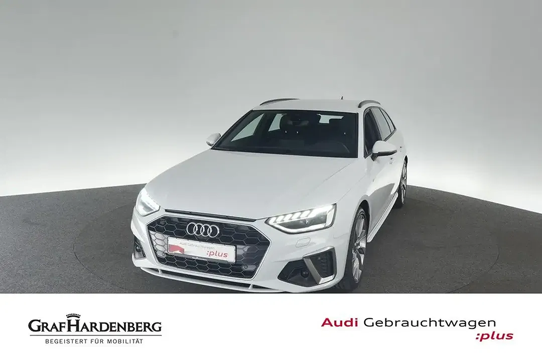 Audi A4 - Thumbnail 1