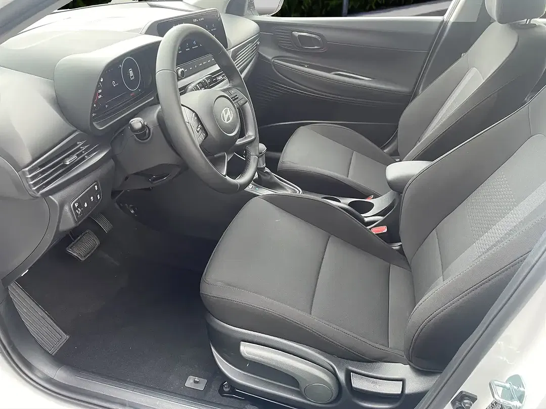Hyundai i20 - Thumbnail 10