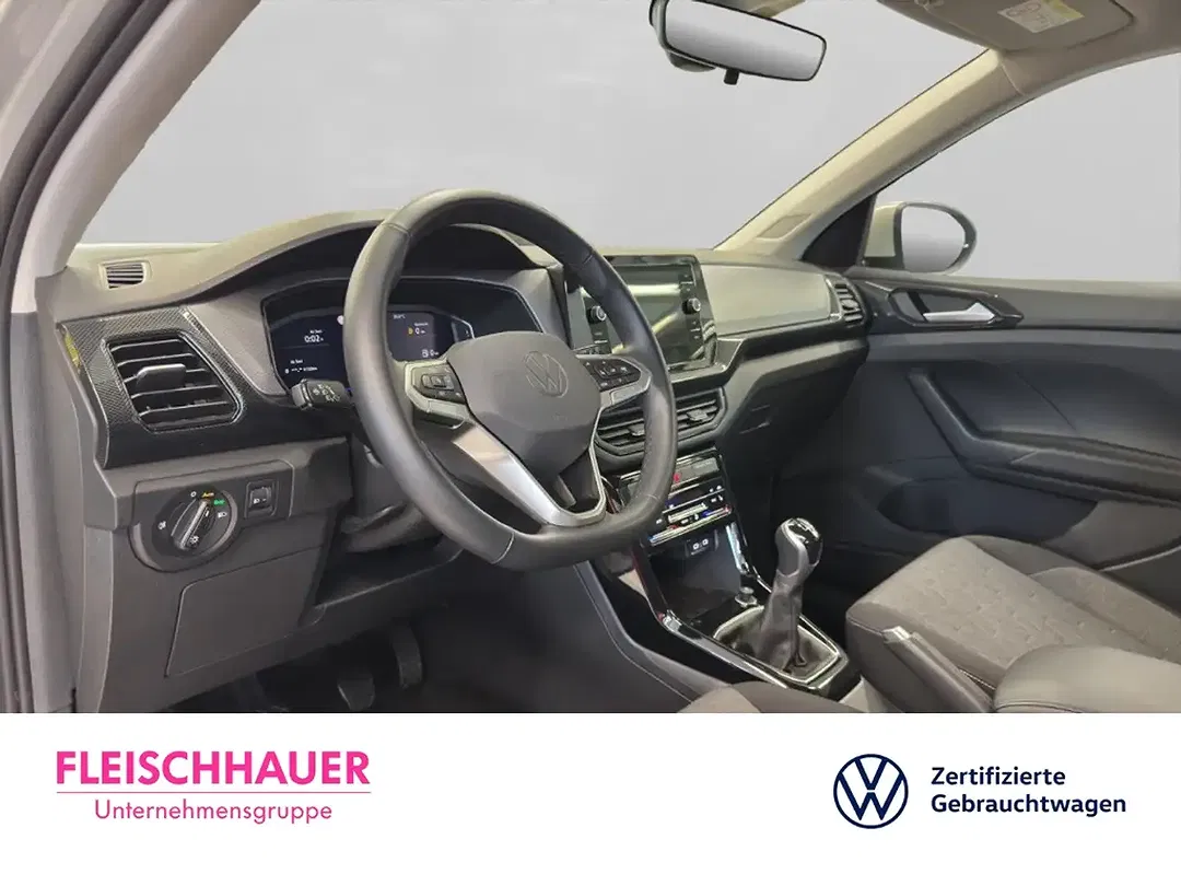 Volkswagen T-Cross - Thumbnail 7